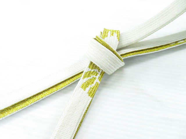 リサイクル 和装小物 帯締め 礼装用 高麗組 手組紐 金糸 白金